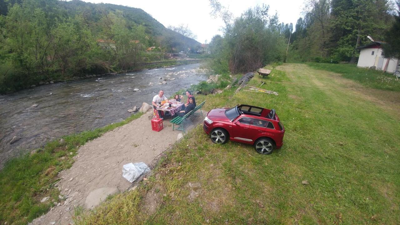 Къща За Гости Дъга Cherni Osum Bagian luar foto